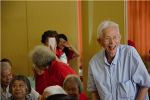 走进福利院，情暖老人心——新利体育供应链公益行