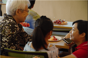 走进福利院，情暖老人心——新利体育供应链公益行